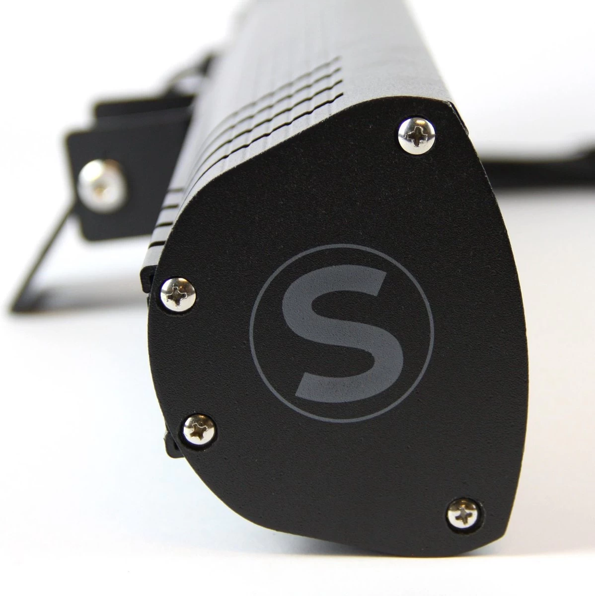 Electrische Terrasverwarmer Elektrisch 3000 Watt - Stenda Calor Sombra 3000 Watt - Mat Zwart - Afstandsbediening - Minimale Rode Gloed 10 Electrische Terrasverwarmer Elektrisch 3000 Watt - Stenda Calor Sombra 3000 Watt - Mat Zwart - Afstandsbediening - Minimale Rode Gloed - Afbeelding 8