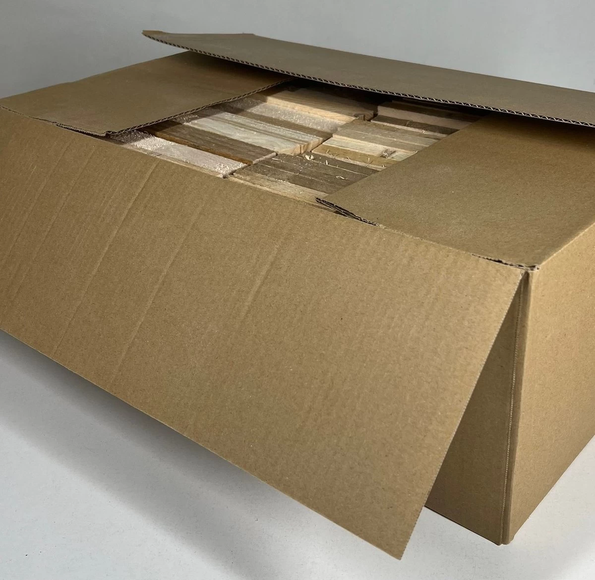 Aanmaakhout 12,5kg-15kg Vuren Gedroogd 7 Aanmaakhout 12,5kg-15kg Vuren Gedroogd - Afbeelding 5