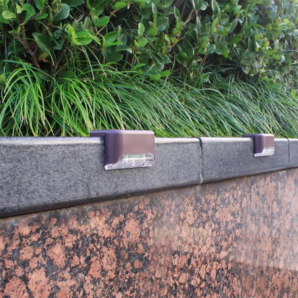 Merkloos Tuinverlichting 8 STUKS - Led Lamp - Tuinverlichting Op Zonneenergie - Tuinverlichting Led Buiten - Tuinverlichting Solar - Waterdichte - Tuinhek Lampjes 11 Merkloos Tuinverlichting 8 STUKS - Led Lamp - Tuinverlichting Op Zonneenergie - Tuinverlichting Led Buiten - Tuinverlichting Solar - Waterdichte - Tuinhek Lampjes - Afbeelding 9