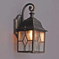 QAZQA Londen - Landelijke Wand Lantaarn Voor Buiten - 1 Lichts - D 180 Mm - Brons - Buitenverlichting -Philips Hue Winkel 1200x1200 2251