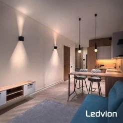 Ledvion Wandlamp Buiten - Zwart - 6W - 3000K - Up Down Light - IP54 26 Ledvion Wandlamp Buiten - Zwart - 6W - 3000K - Up Down Light - IP54 -Philips Hue Winkel 1200x1200 2310