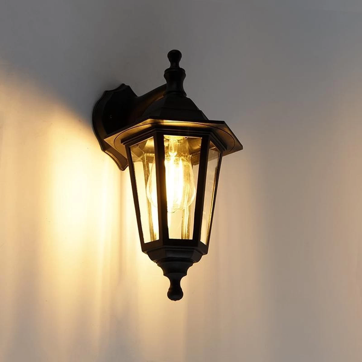 QAZQA New Haven - Klassieke Wandlamp Voor Buiten - 1 Lichts - D 212 Mm - Zwart - Buitenverlichting 21 QAZQA New Haven - Klassieke Wandlamp Voor Buiten - 1 Lichts - D 212 Mm - Zwart - Buitenverlichting - Afbeelding 19