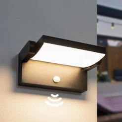 Verstelbare Wandlamp Berlin Met Sensor - Zwart | Ideale Tuinlampen Voor Aan De Muur, Wand Of Schutting