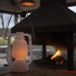 QAZQA Storm - Moderne LED Staande Buitenlamp | Staande Lamp Voor Buiten - 1 Lichts - H 220 Mm - Wit - Buitenverlichting -Philips Hue Winkel 1200x1200 2790