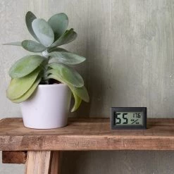 Qitch&Quisine - Hygro - Vochtmeter - Hygrometer - Hygrometer Met Batterijen - Zwart - Inclusief Thermometer - Digitale Luchtvochtigheidsmeter - Voor Binnen & Buiten - 2 In 1 - Set Van 3 19 Qitch&Quisine - Hygro - Vochtmeter - Hygrometer - Hygrometer Met Batterijen - Zwart - Inclusief Thermometer - Digitale Luchtvochtigheidsmeter - Voor Binnen & Buiten - 2 In 1 - Set Van 3 -Philips Hue Winkel 1200x1200 3351