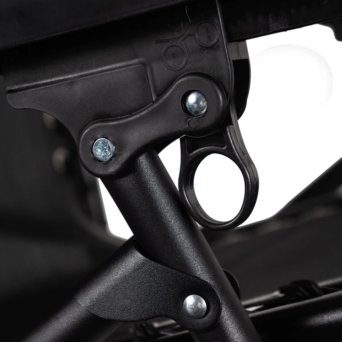 Luxe Ligstoel Met Hoofdsteun & Voetsteun - Verstelbare Rugleuning - Zonnebed Relaxstoel Voor Tuin/Terras/Strand/Balkon/Zwembad/Camping - Inklapbaar - Weerbestendig - Zwart 10 Luxe Ligstoel Met Hoofdsteun & Voetsteun - Verstelbare Rugleuning - Zonnebed Relaxstoel Voor Tuin/Terras/Strand/Balkon/Zwembad/Camping - Inklapbaar - Weerbestendig - Zwart - Afbeelding 8