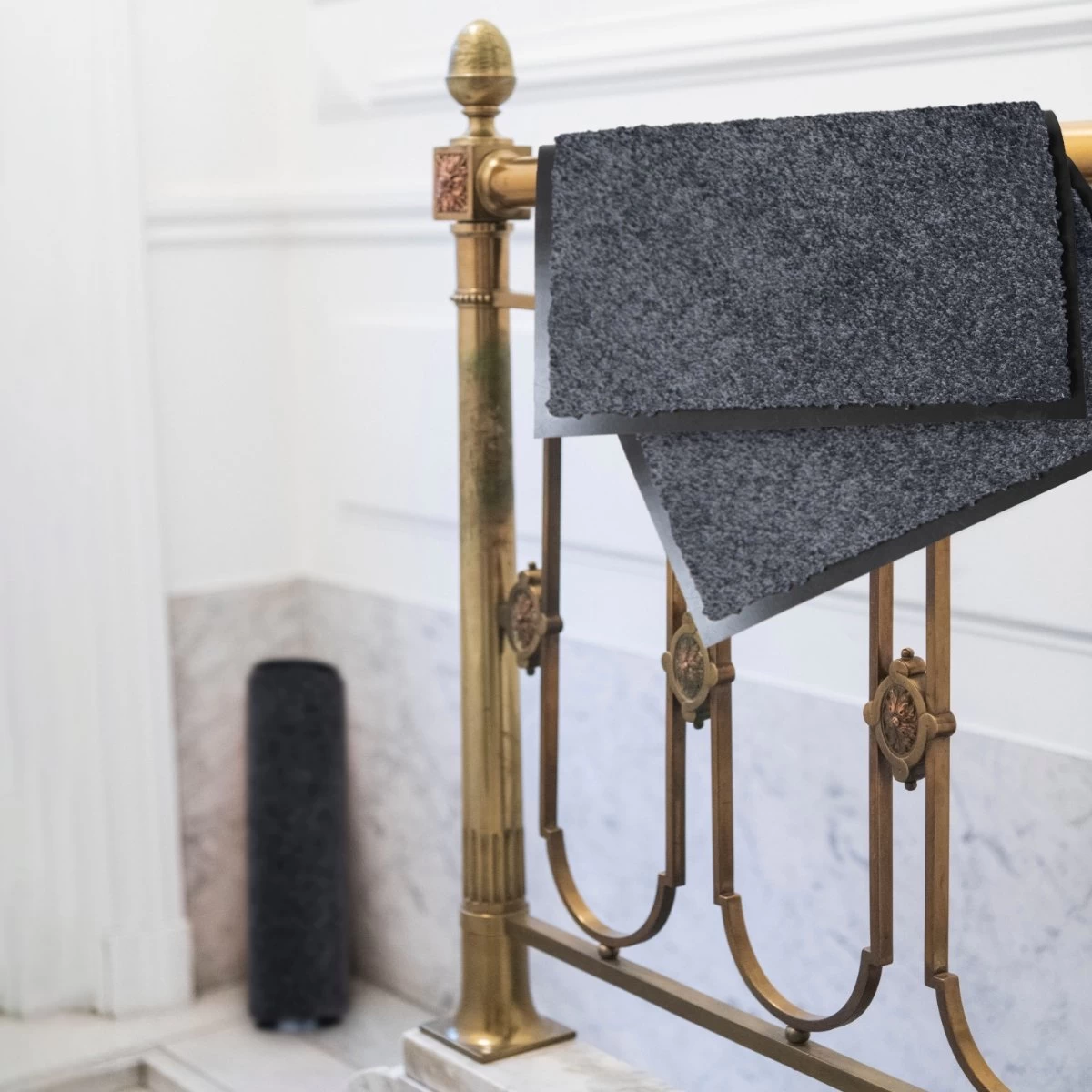 Deurmatten Set 2 Stuks Studio M - CLASSIC PRO - Deurmat Binnen 60x80 Cm - DONKERGRIJS/ANTRACIET - Schoonloopmat - Antislip Deurmat - Droogloopmat Binnen 6 Deurmatten Set 2 Stuks Studio M - CLASSIC PRO - Deurmat Binnen 60x80 Cm - DONKERGRIJS/ANTRACIET - Schoonloopmat - Antislip Deurmat - Droogloopmat Binnen - Afbeelding 4