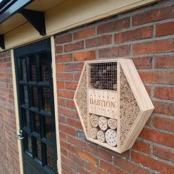 Dokkodo - Insectenhotel Bastion - Uniek Insectenhuis - Met Insectenboekje - Superieur Bijenhotel -Philips Hue Winkel 1200x1200 4014