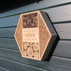 Dokkodo - Insectenhotel Bastion - Uniek Insectenhuis - Met Insectenboekje - Superieur Bijenhotel -Philips Hue Winkel 1200x1200 4016