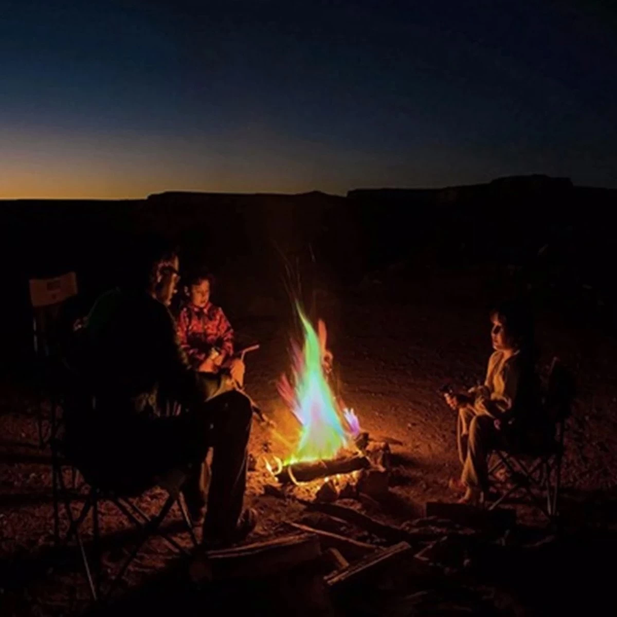 Magical Fire – Poeder Voor Gekleurd Vuur – Magisch Vuur – Openhaard Gekleurd Vuur – Colourful Flames – Mystical Fire – Kleur Poeder Vuur – Gekleurde Vlammen – 5 Stuks – 10 Gram Per Zakje 4 Magical Fire – Poeder Voor Gekleurd Vuur – Magisch Vuur – Openhaard Gekleurd Vuur – Colourful Flames – Mystical Fire – Kleur Poeder Vuur – Gekleurde Vlammen – 5 Stuks – 10 Gram Per Zakje - Afbeelding 2