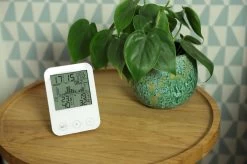 Alecto WS-1200 - Professioneel Weerstation Met Draadloze Buitensensor - 3-in-1 -Philips Hue Winkel 1200x799 59