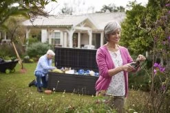 Keter Brightwood Opbergbox - 455L - 145x69,7x60,3 Cm - Grafiet 19 Keter Brightwood Opbergbox - 455L - 145x69,7x60,3 Cm - Grafiet -Philips Hue Winkel 1200x800 214