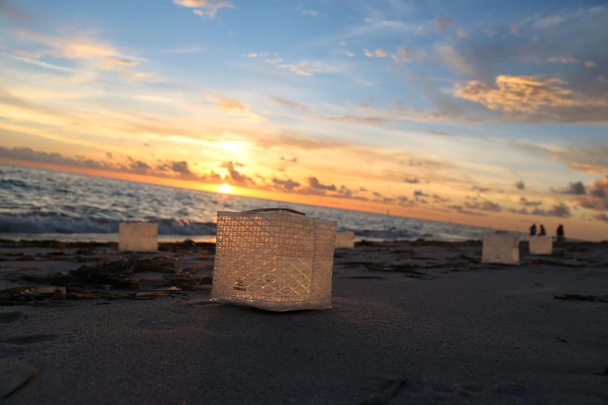 Solight Solarpuff - LED Lantaarn - Zonne Energie Lampje - Waterdicht - Opvouwbaar - Tuinlamp - Camping - Boot Verlichting 12 Solight Solarpuff - LED Lantaarn - Zonne Energie Lampje - Waterdicht - Opvouwbaar - Tuinlamp - Camping - Boot Verlichting - Afbeelding 10