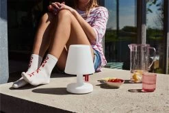 Fatboy Edison The Petit - Tafellamp Oplaadbaar - Nachtkastje Lamp - Kampeerlamp - Dimbaar En Draadloos -Philips Hue Winkel 1200x800 511