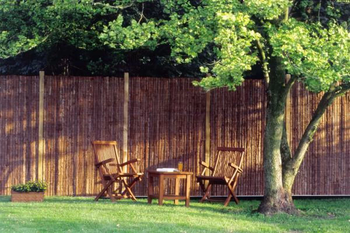 Intergard Boomschorsmat Tuinscherm Enkelzijdig 200x500cm 7 Intergard Boomschorsmat Tuinscherm Enkelzijdig 200x500cm - Afbeelding 5