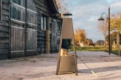 MaxxGarden Tuinhaard Grieks Archelos - Terrashaard - Vuurkorf - Terrasverwarmer - Terrasverwarming - Sfeerhaard - 35x35x100 Cm - Zwart -Philips Hue Winkel 1200x801 24