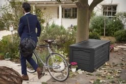 Keter Westwood Opbergbox - 570 L - 155x72.4x64.4 Cm - Grafiet -Philips Hue Winkel 1200x801 5