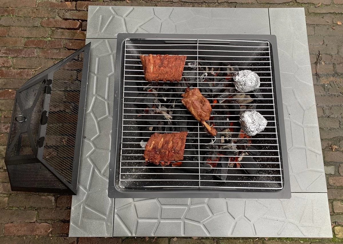 RJRQuality Vuurschaal 80 Cm BBQ Terrashaard Barbecue Vuurkorf Tuinhaard Met Vonkenscherm En Hoes 8 RJRQuality Vuurschaal 80 Cm BBQ Terrashaard Barbecue Vuurkorf Tuinhaard Met Vonkenscherm En Hoes - Afbeelding 6