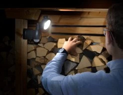 Brennenstuhl LED Batterij Buitenlamp LUFOS / Draadloze LED Buitenlamp Met Sensor En Batterij (Schijnwerper Op Batterijen Met 4 Hoogwaardige Merk-LED's, 210 Lumen, Voor Buitengebruik IP44) -Philips Hue Winkel 1200x924 2