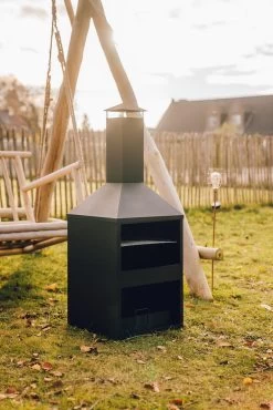 MaxxGarden Tuinhaard Grieks Arton - Terrashaard - Vuurkorf - BBQ - Terrasverwarmer - Terrasverwarming - Sfeerhaard - Ø44 X 118cm - Zwart -Philips Hue Winkel 801x1200 11