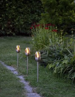 4 Tuinfakkels Op Zonne-Energie - RVS - Padverlichting - Tuinverlichting - Solar - IP 44 - Waterbestendig - LED - Oplaadbare Batterij - 6 Tot 8 Uur Brandtijd - -Philips Hue Winkel 929x1200 2